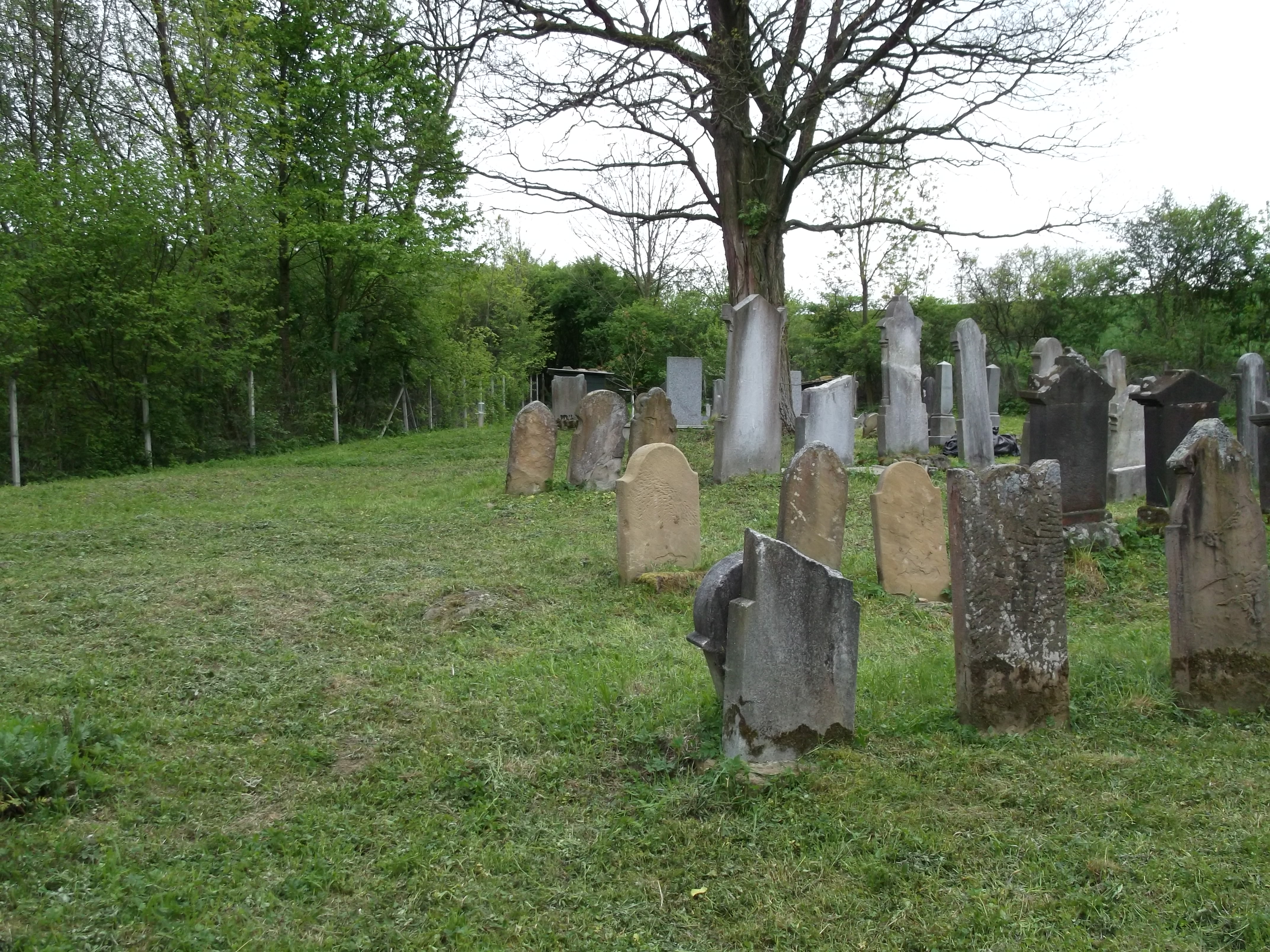 cemetary 010